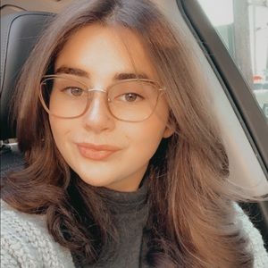 Meet your Posher, Rebecca